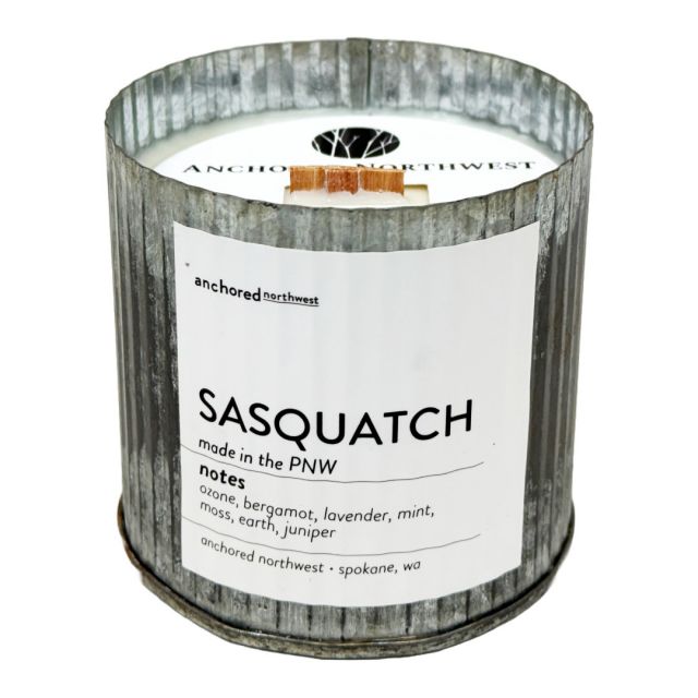 Anchored Northwest - 10oz Rustic Wood Wick Candle - Sasquatch
